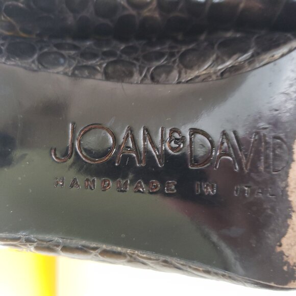 Joan & David Italian Black Croc Print Leather Pumps-Hand Made in Italy; size 7B - Picture 9 of 15